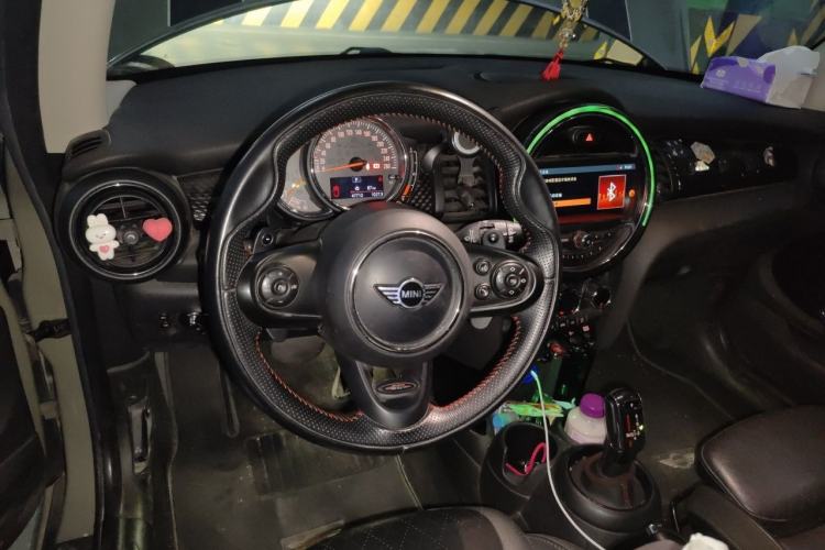 Used MINI 2018 2.0T COOPER S Classic Edition Steering Wheel