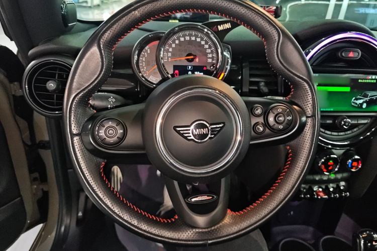 Used MINI 2018 1.5T COOPER Racing Driver Steering Wheel
