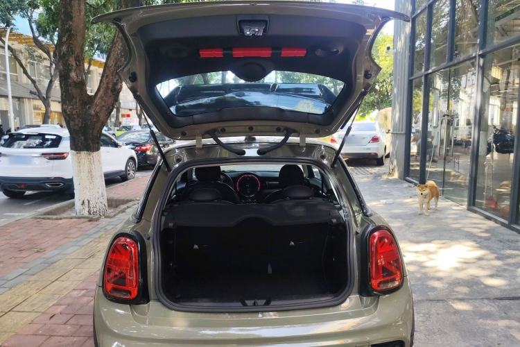 Used MINI 2018 2.0T COOPER S Artist Trunk