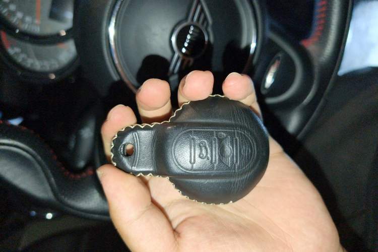 Used MINI 2018 1.5T COOPER Racing Driver Vehicle Key
