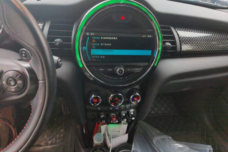 Used MINI 2018 2.0T COOPER S Classic Edition Audio And AC Panel
