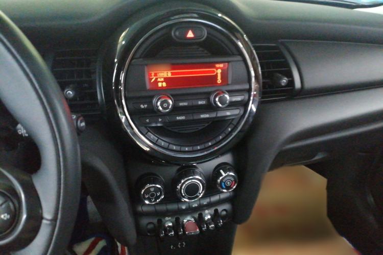 Used MINI 2018 1.5T ONE PLUS Audio And AC Panel