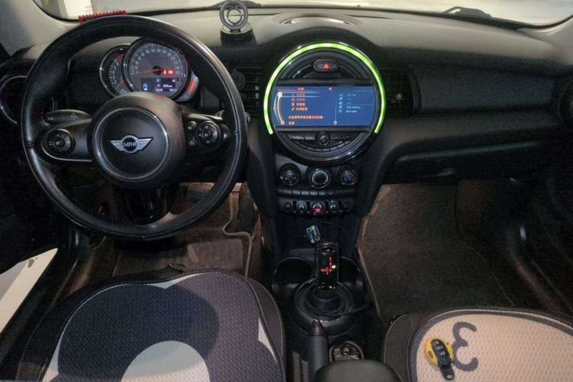 Used MINI 2018 1.5T ONE PLUS Center Console