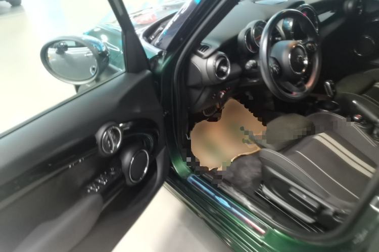 Used MINI 2018 1.5T COOPER Racing Edition Five-Door Version Driver Seat