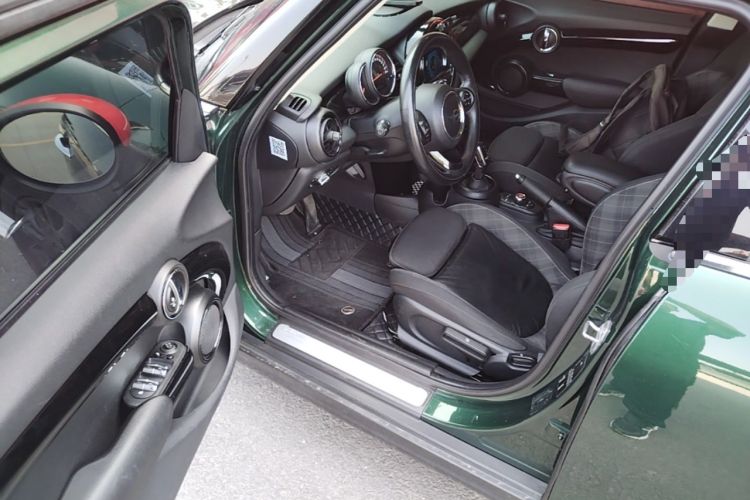 Used MINI 2018 1.5T COOPER Classic Edition Five-Door Version Driver Seat