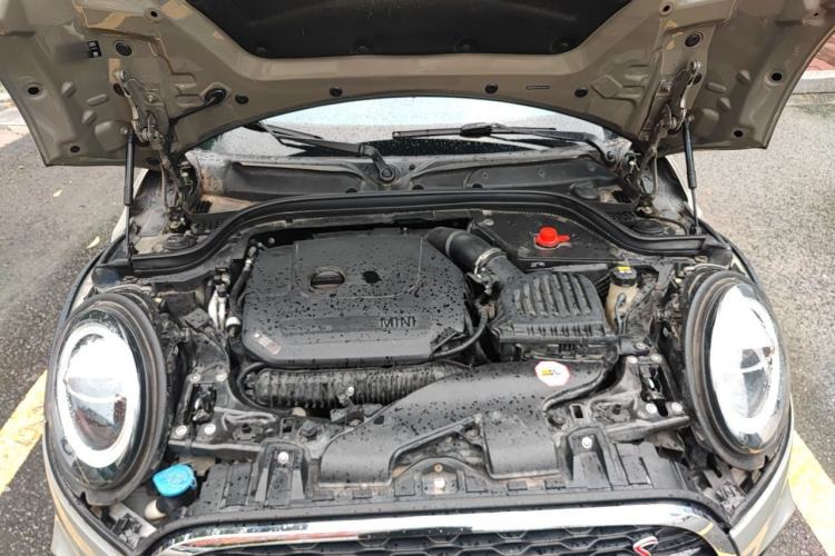 Used MINI 2018 2.0T COOPER S Classic Edition Engine Bay