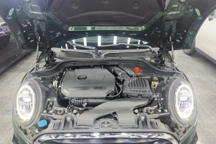 Used MINI 2018 1.5T COOPER Racing Driver Engine Bay
