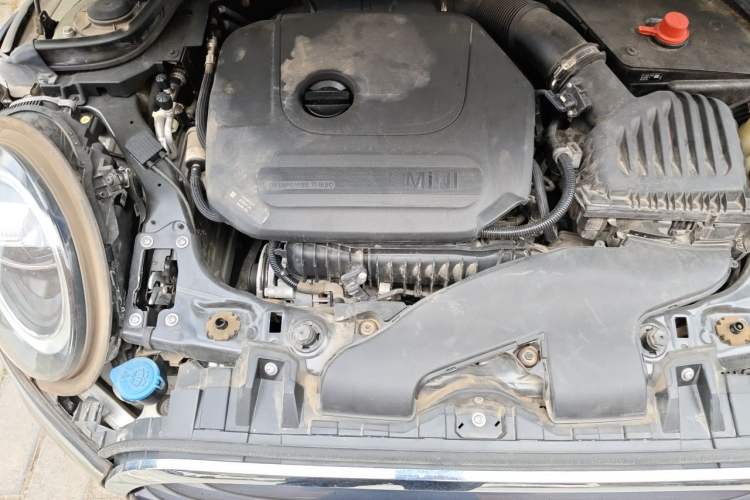 Used MINI 2018 1.5T COOPER Artist Engine Bay