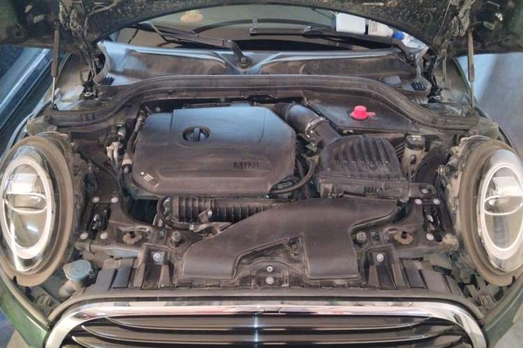 Used MINI 2018 1.5T COOPER Classic Edition Five-Door Version Engine Bay