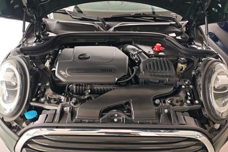 Used MINI 2018 1.5T COOPER Classic Edition Five-Door Version Engine Bay
