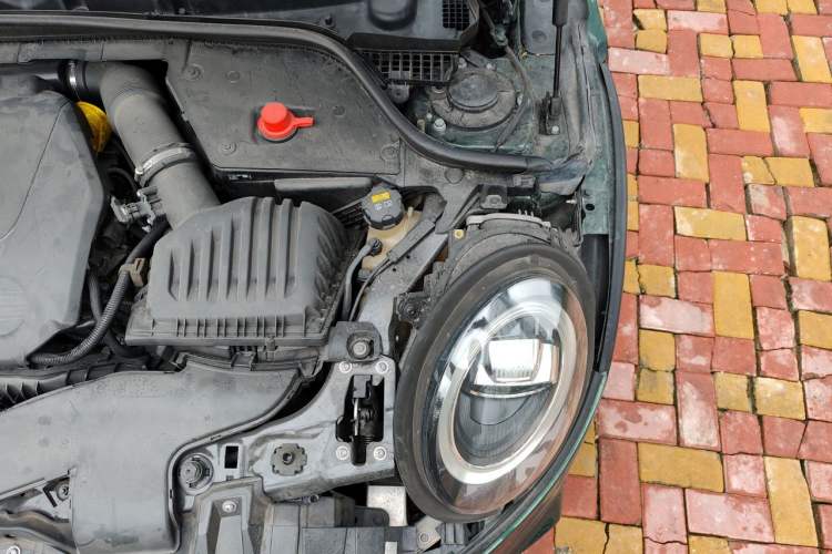 Used MINI 2018 1.5T COOPER Racing Driver Engine Bay Left