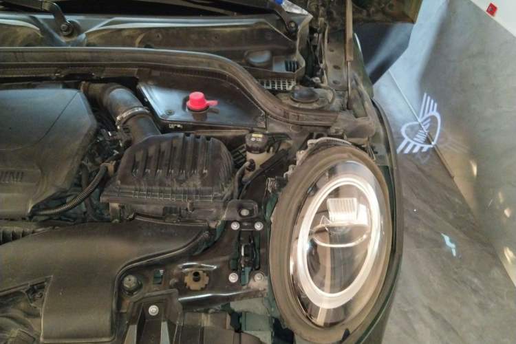 Used MINI 2018 1.5T COOPER Classic Edition Five-Door Version Engine Bay Left