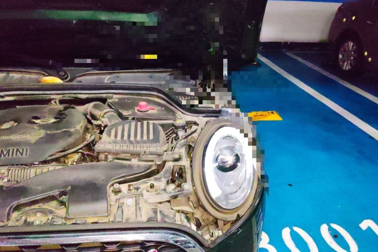 Used MINI 2018 2.0T COOPER S Classic Edition Engine Bay Left