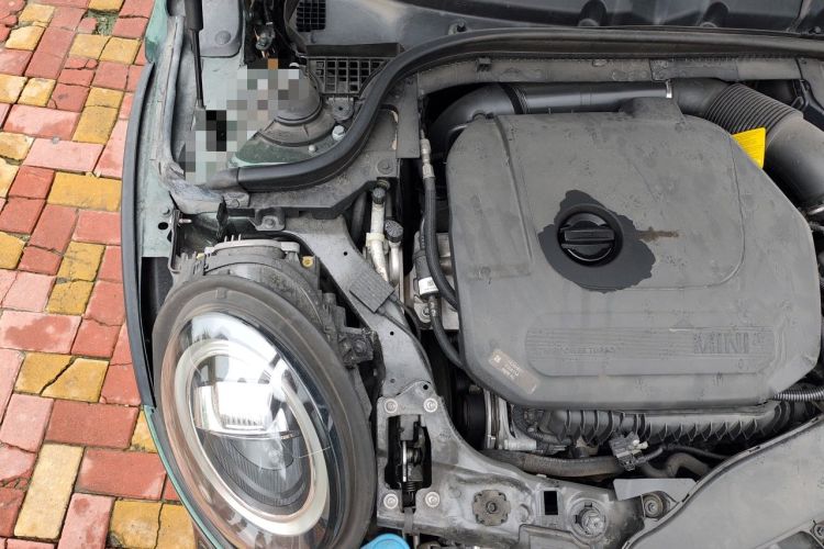 Used MINI 2018 1.5T COOPER Racing Driver Engine Bay Right