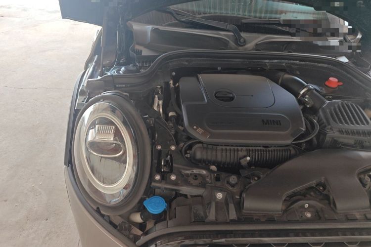 Used MINI 2018 2.0T COOPER S Classic Edition Five-Door Version Engine Bay Right