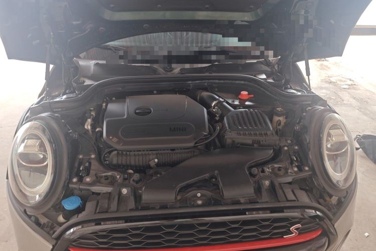 Used MINI 2018 2.0T COOPER S Classic Edition Five-Door Version Engine Bay