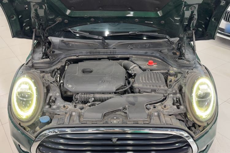 Used MINI 2018 1.5T COOPER Classic Edition Five-Door Version Engine Bay