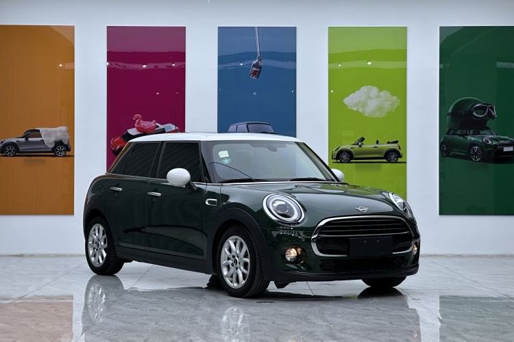 Used MINI 2018 1.5T COOPER Classic Edition Five-Door Version Exterior 3