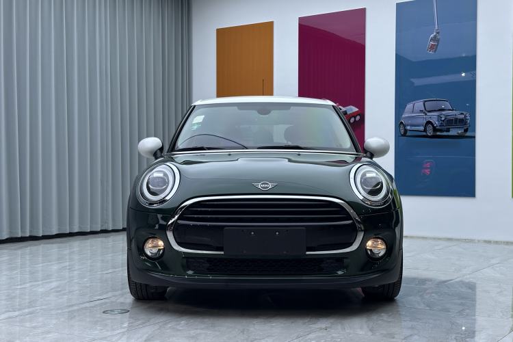 Used MINI 2018 1.5T COOPER Classic Edition Five-Door Version Exterior 4