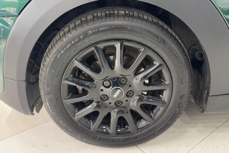 Used MINI 2018 1.5T COOPER Classic Edition Five-Door Version Exterior 4