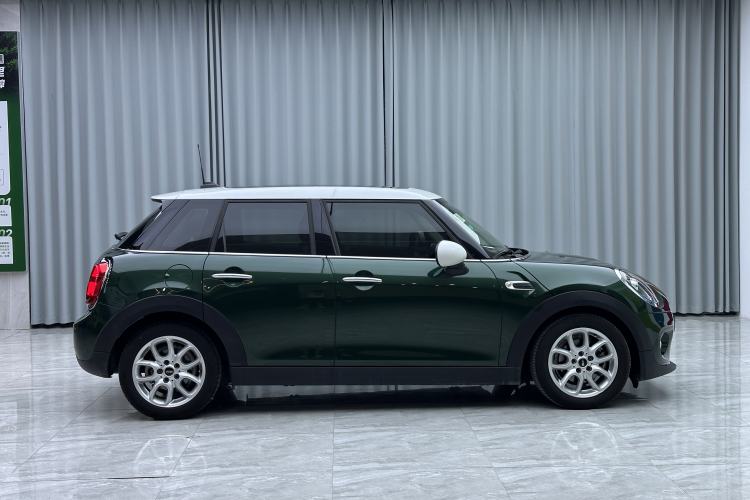 Used MINI 2018 1.5T COOPER Classic Edition Five-Door Version Exterior 5