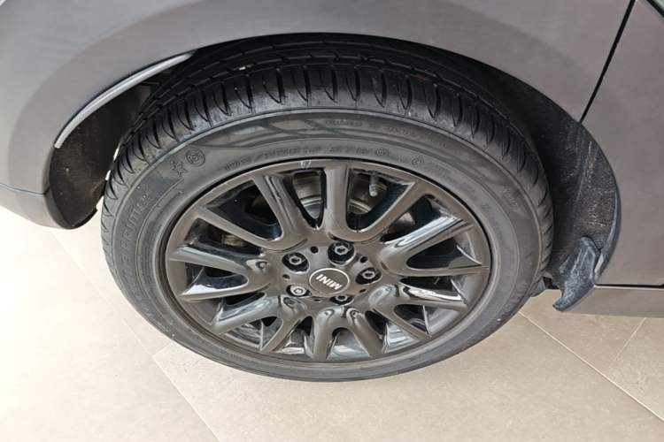 Used MINI 2018 1.5T COOPER Classic Edition Five-Door Version Exterior 5