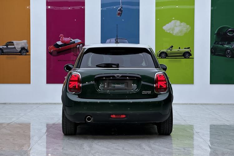 Used MINI 2018 1.5T COOPER Classic Edition Five-Door Version Exterior 6