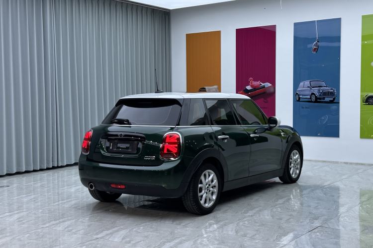 Used MINI 2018 1.5T COOPER Classic Edition Five-Door Version Exterior 8