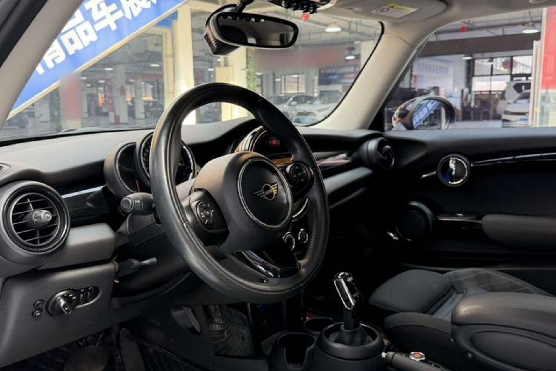 Used MINI 2018 1.5T COOPER Classic Edition Exterior 9