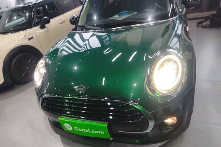 Used MINI 2018 1.5T COOPER Classic Edition Front