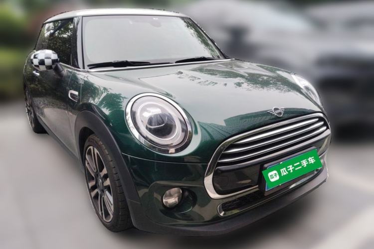 Used MINI 2018 1.5T COOPER Artist Front Right 45 Deg