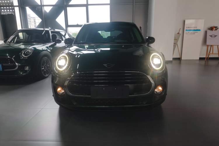 Used MINI 2018 1.5T COOPER Classic Edition Five-Door Version Front