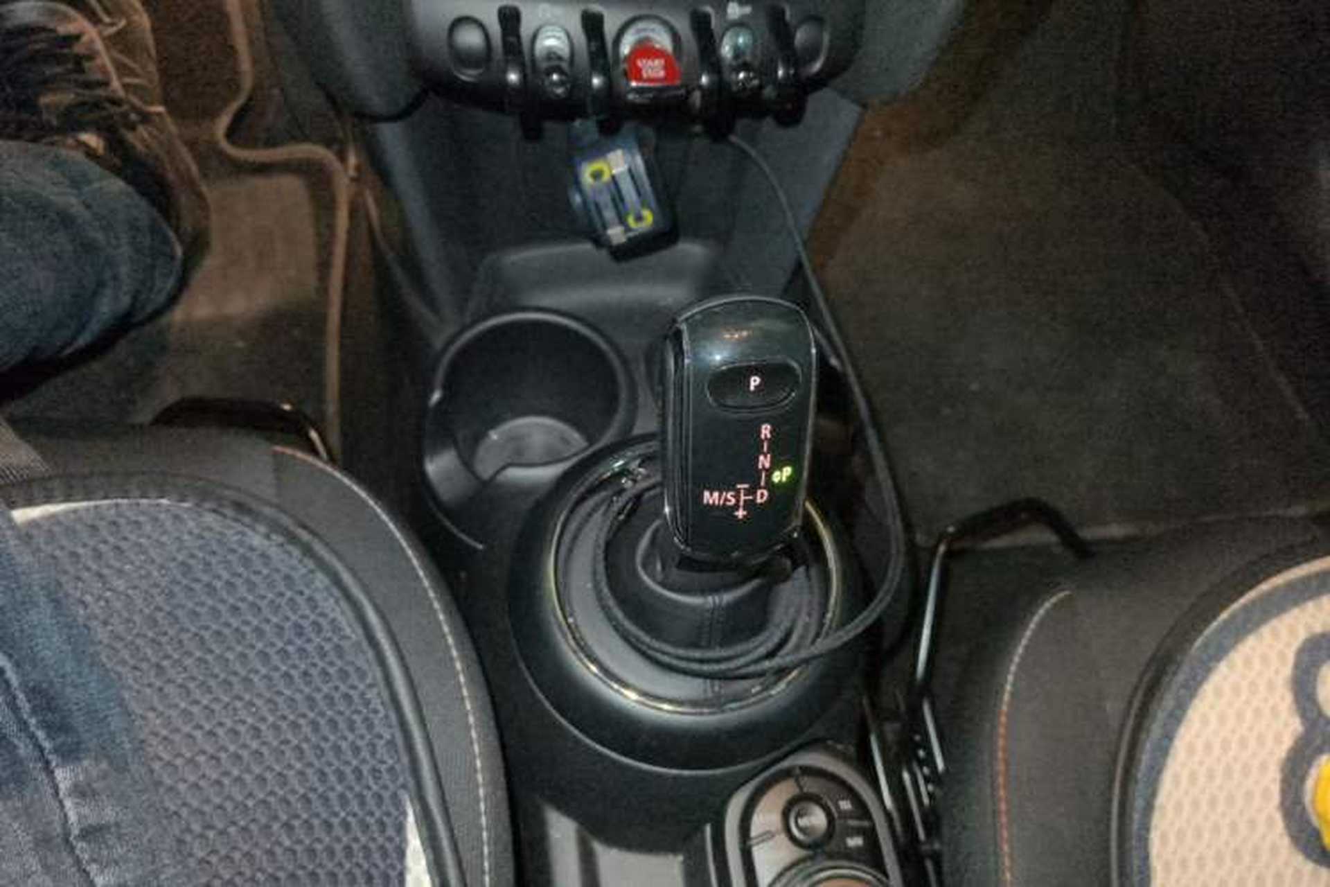 Used MINI 2018 1.5T ONE PLUS Gear Lever