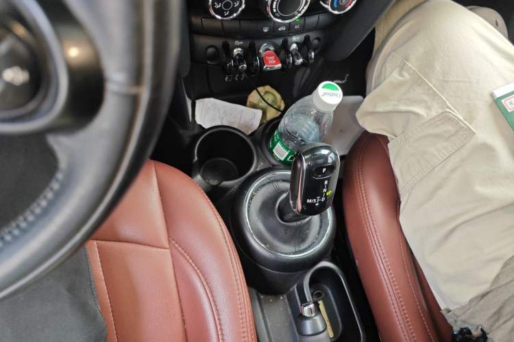 Used MINI  Gear Lever