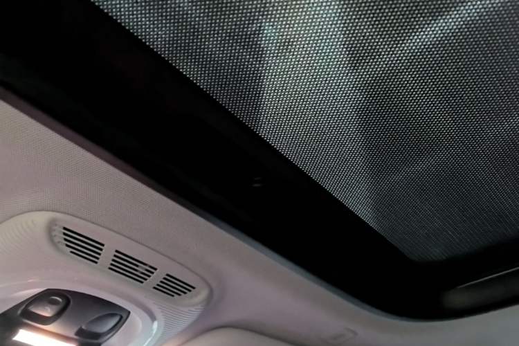Used MINI 2018 1.5T COOPER Classic Edition Headliner
