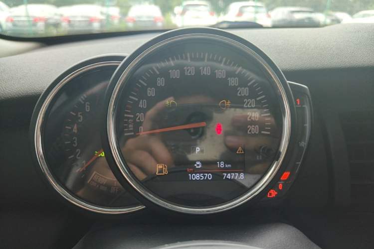 Used MINI 2018 1.5T ONE PLUS Five-Door Edition Instrument Cluster