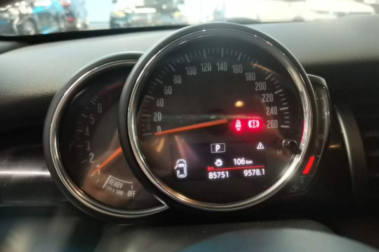 Used MINI 2018 1.5T COOPER Racing Edition Five-Door Version Instrument Cluster