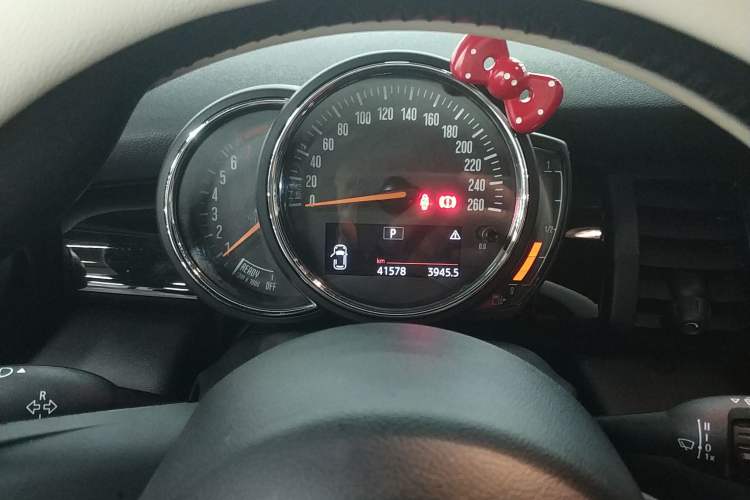 Used MINI 2018 1.5T COOPER CABRIO Classic Edition Instrument Cluster