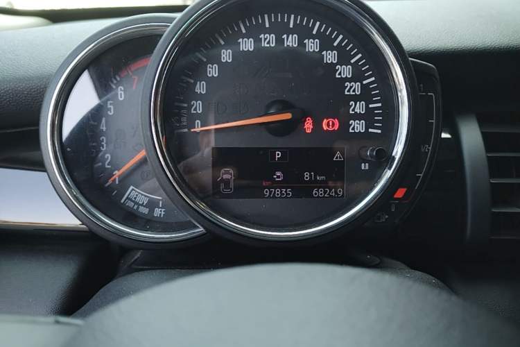 Used MINI 2018 1.5T COOPER Classic Edition Five-Door Version Instrument Cluster