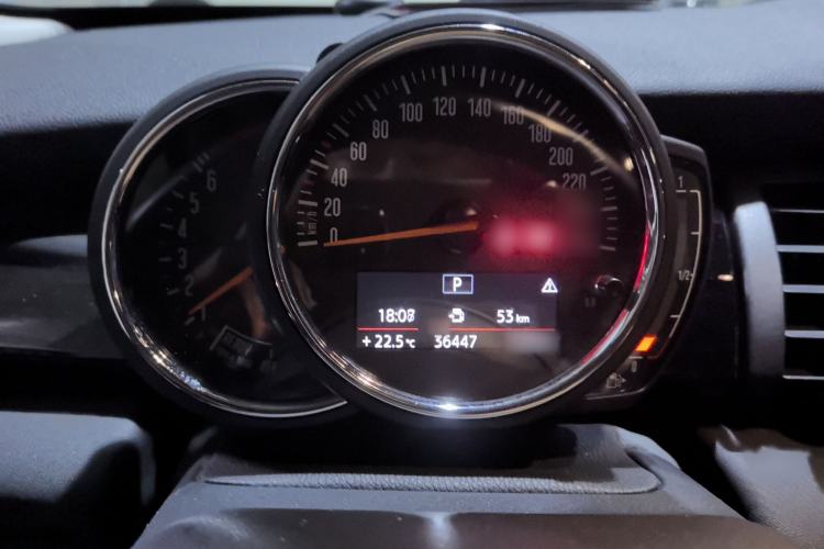 Used MINI 2018 1.5T COOPER Classic Edition Five-Door Version Instrument Cluster