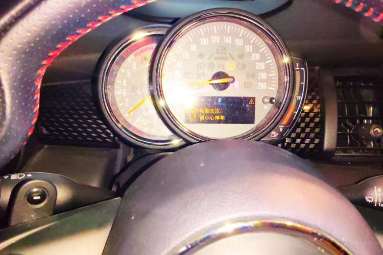 Used MINI 2018 2.0T COOPER S Classic Edition Instrument Cluster