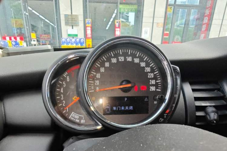 Used MINI  Instrument Cluster