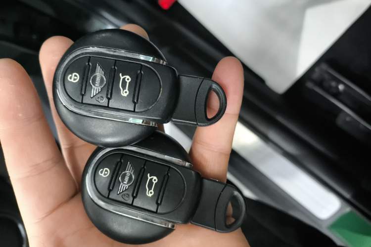 Used MINI 2018 1.5T COOPER Classic Edition Five-Door Version Interior 1