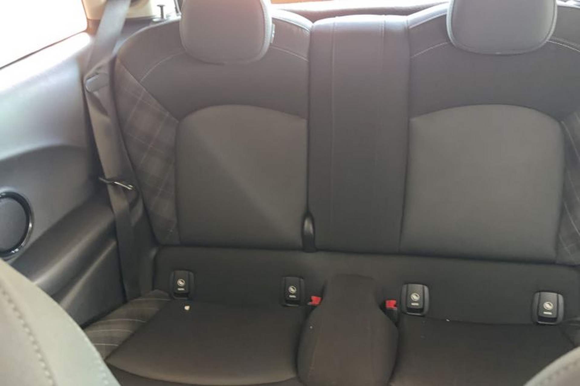Used MINI 2018 1.5T COOPER Classic Edition Interior 11