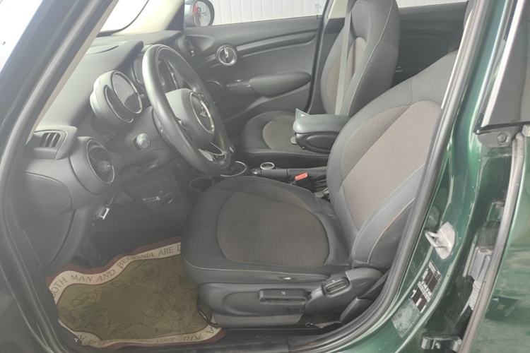 Used MINI 2018 1.5T ONE PLUS Five-Door Edition Left Front Seat