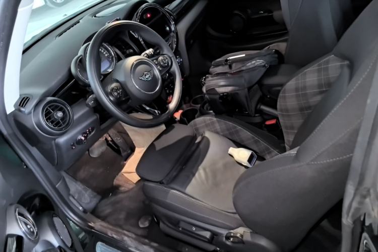 Used MINI 2018 1.5T COOPER Classic Edition Left Front Seat