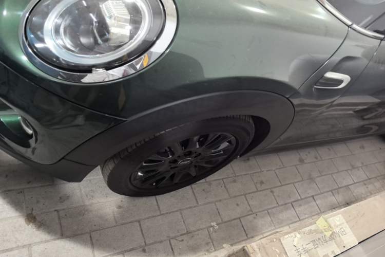 Used MINI 2018 1.5T COOPER Classic Edition Left Front Wheel Hub