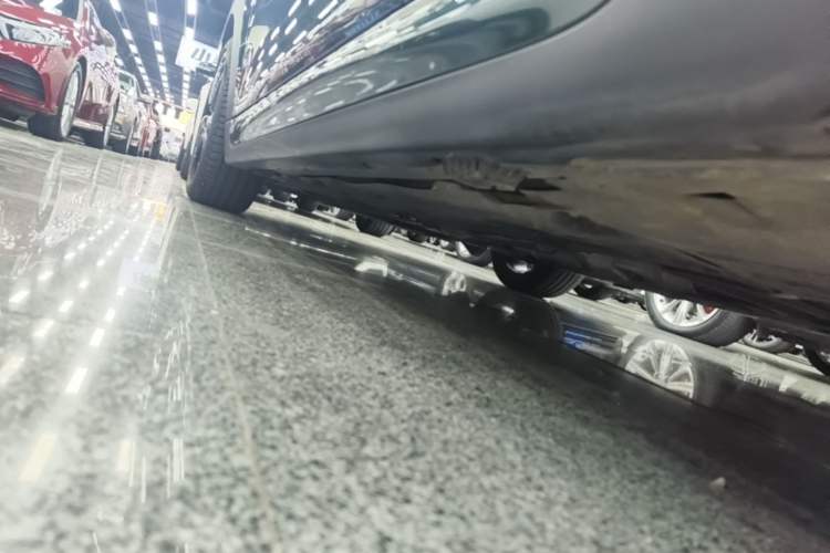 Used MINI 2018 1.5T COOPER Racing Driver Left Side Sill