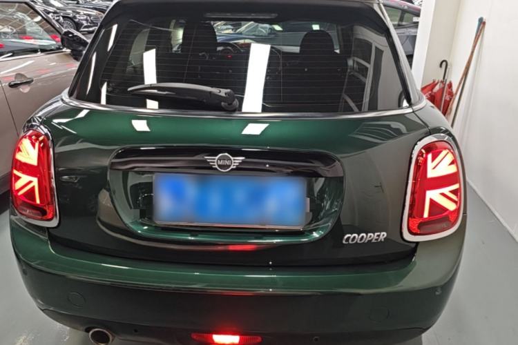 Used MINI 2018 1.5T COOPER Classic Edition Five-Door Version Rear