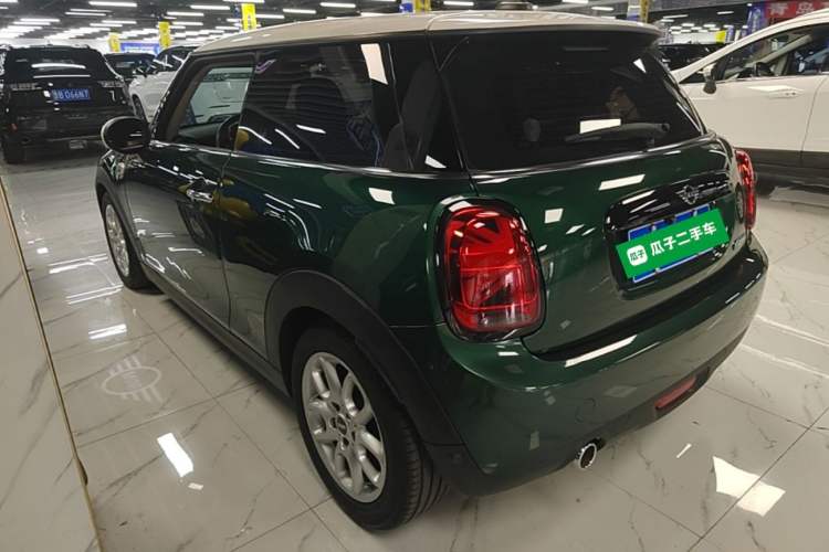 Used MINI 2018 1.5T COOPER Classic Edition Rear Left 45 Deg